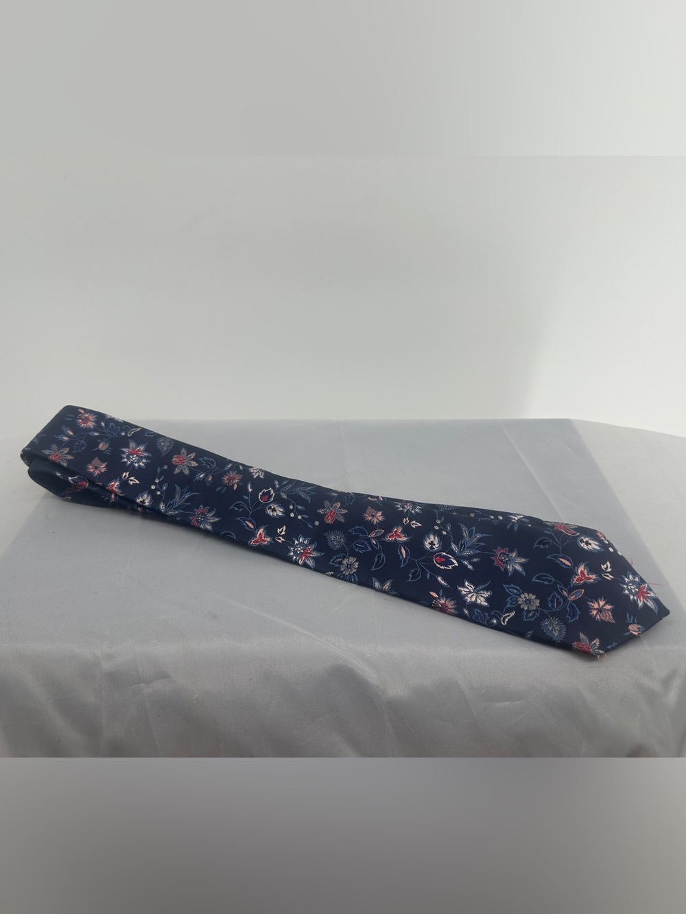 Paul smith blue floral skinny tie